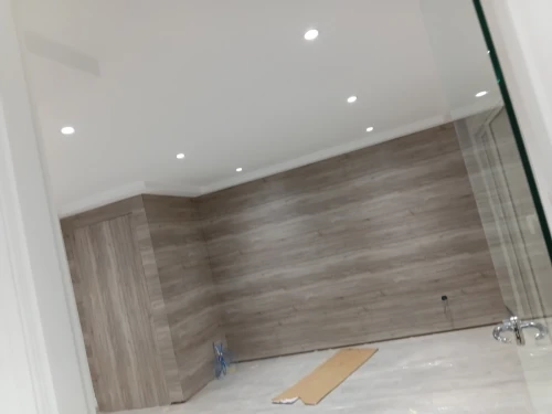 travaux de revêtements mur sol plafond et façade