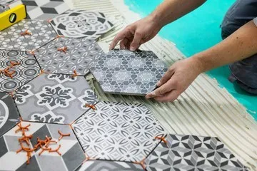 travaux de revêtements mur sol plafond et façade 