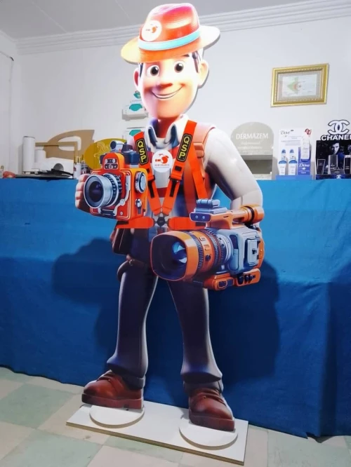 FABRICATION DE MASCOTTE PUBLICITAIRE