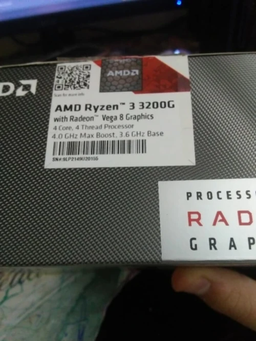 CPU amd ryzen 3 3200G (vega 8 ) heja nkiya makhdemsh biih bezzaf + power sply 450 wat raidmax