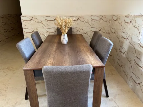 Table de salon + 6 chaises
