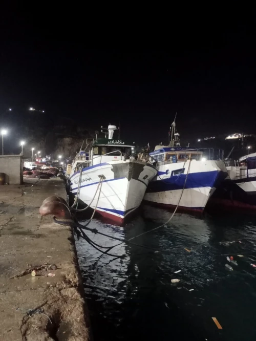 Chalutier pêche côtière