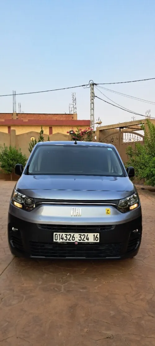 Fiat Doblo 2024 Place algérie 2