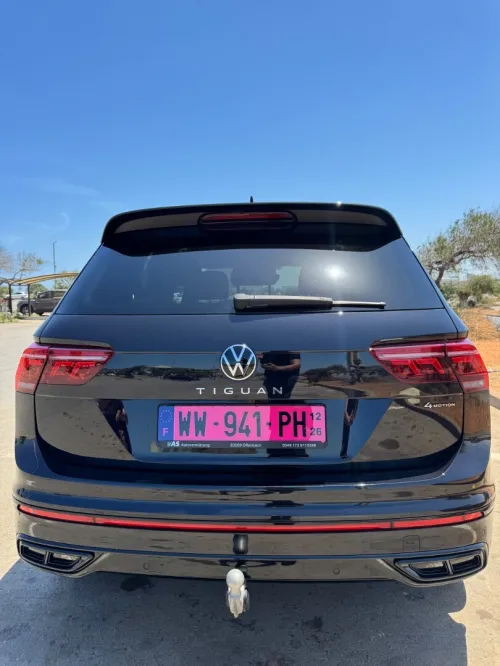 Volkswagen Tiguan 2024 Black black