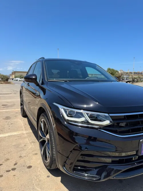 Volkswagen Tiguan 2024 Black black