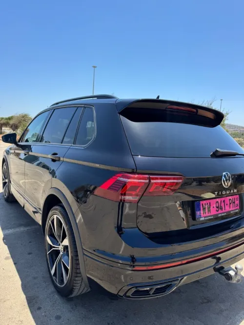 Volkswagen Tiguan 2024 Black black