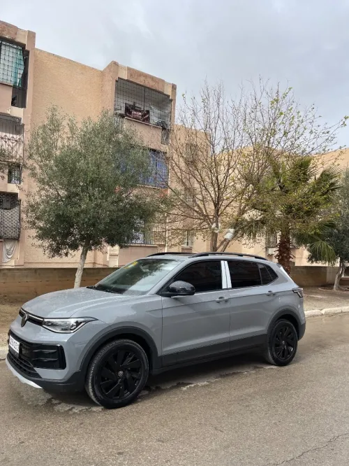 Volkswagen Tharu 2025 XR turbo