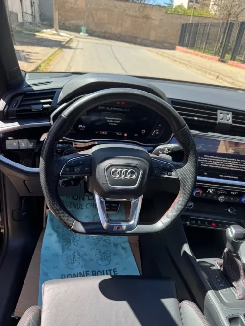 Audi Q3 2023 