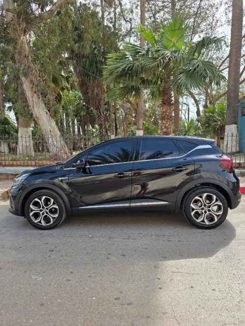 Renault Captur 2021 Intense +