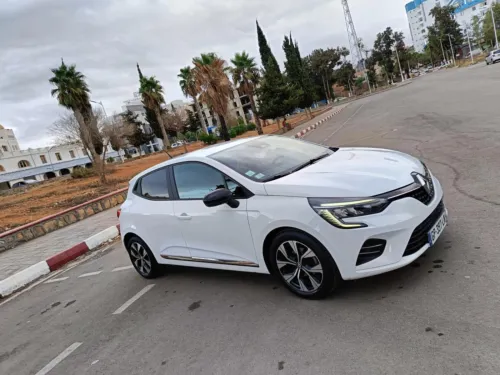 Renault Clio 5  2023 Evolution
