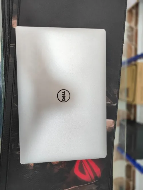 DELL XPS 15