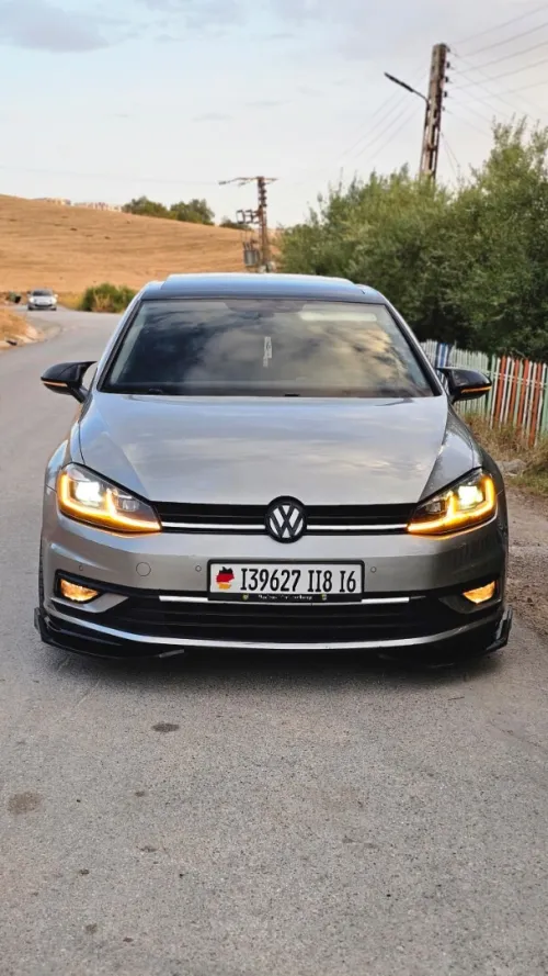 Volkswagen Golf 7 2018 Carat