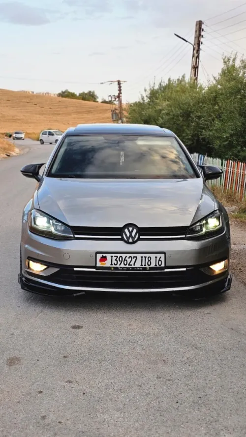 Volkswagen Golf 7 2018 Carat