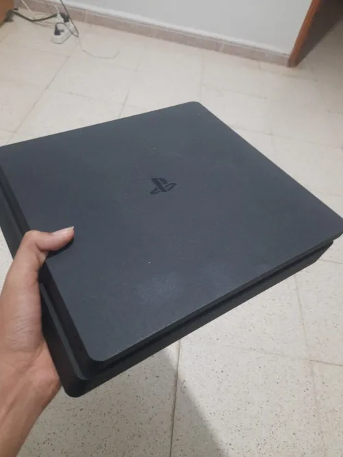 PS4 SLIM