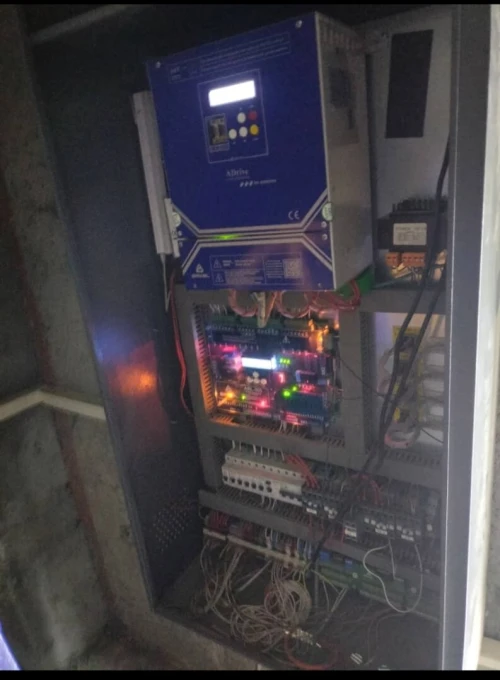 Installation et réparation tous types d'ascenseurs