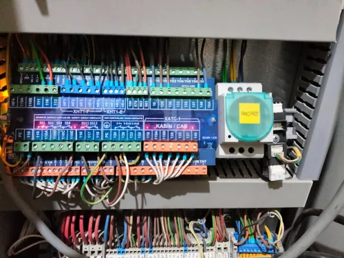 Installation et réparation tous types d'ascenseurs
