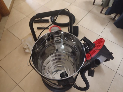 Aspirateur crown ct42028 60l WET DRY
