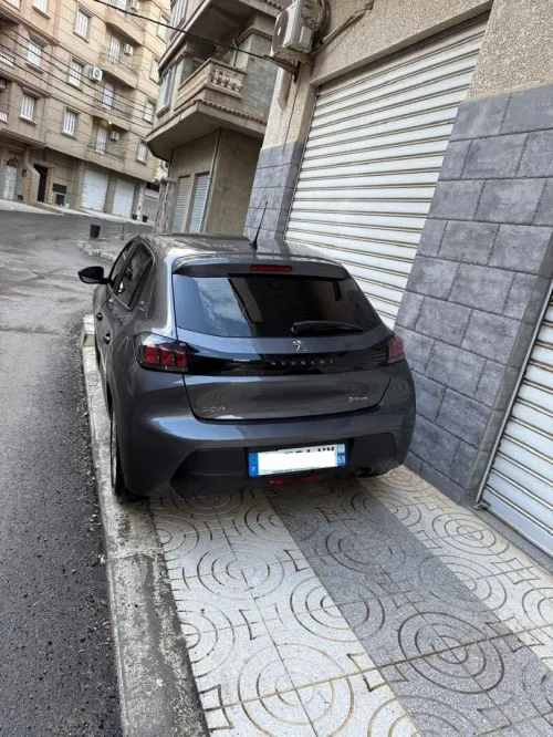 Peugeot 208 2023 Like 
