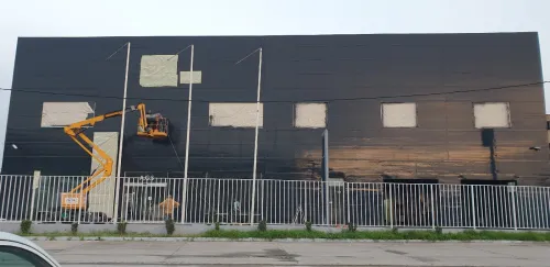 Peinture industrielle sur panneaux sandwichs