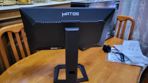 Ecran gaming ( monitor) Matos shooter , utilisé 6 mois,  2ans de garantie chez matos
