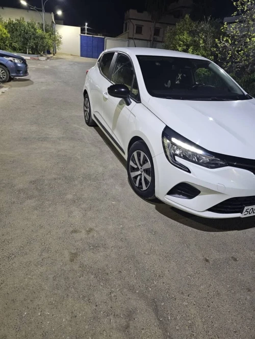 Renault Clio 5  2023 