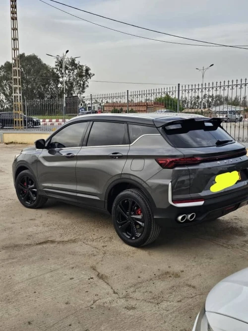 Geely Coolray 2025 