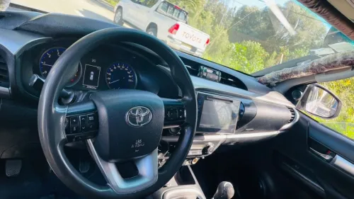 Toyota Hilux 2018 LEGEND SC 4x4