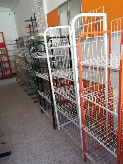 Rayonnage métallique, Étagère en métal, Rayonnage léger, Rayonnage semi lourd 