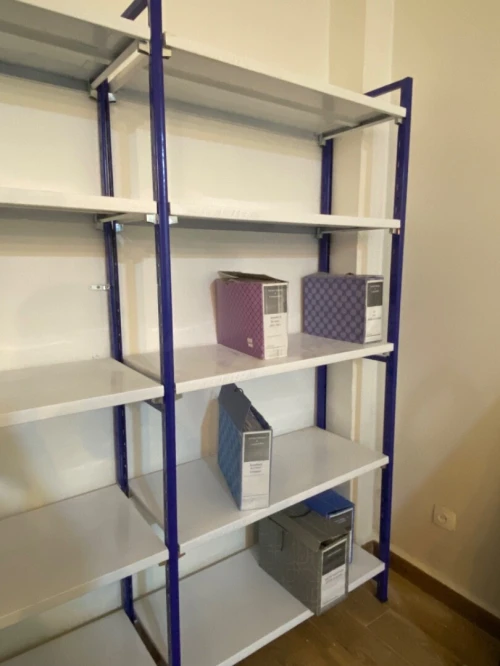 ETAGERE ET RAYONNAGE MÉTALLIQUE 