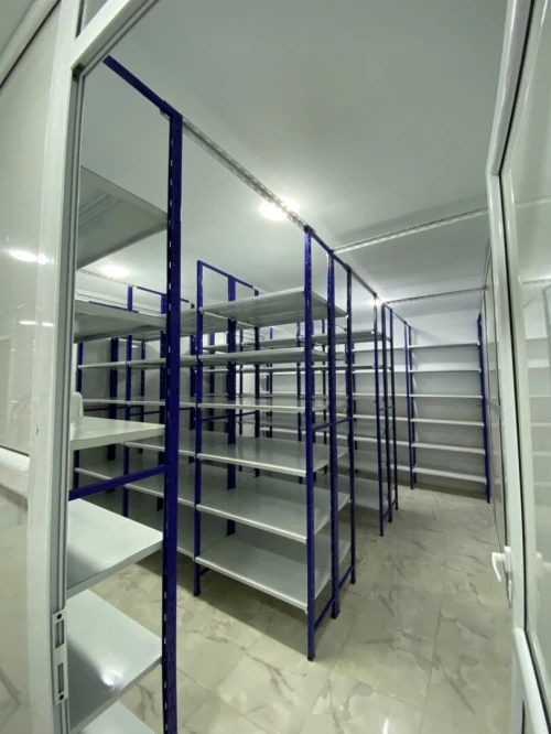 Étagère métallique & Archives 