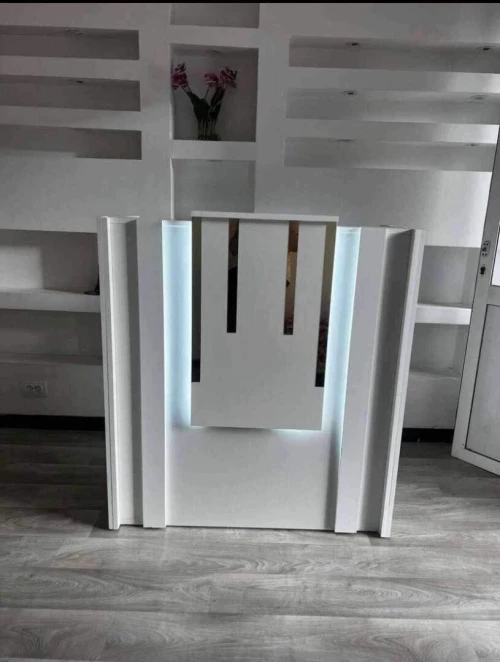 Fabrication Comptoirs de réception moderne sur mesure 