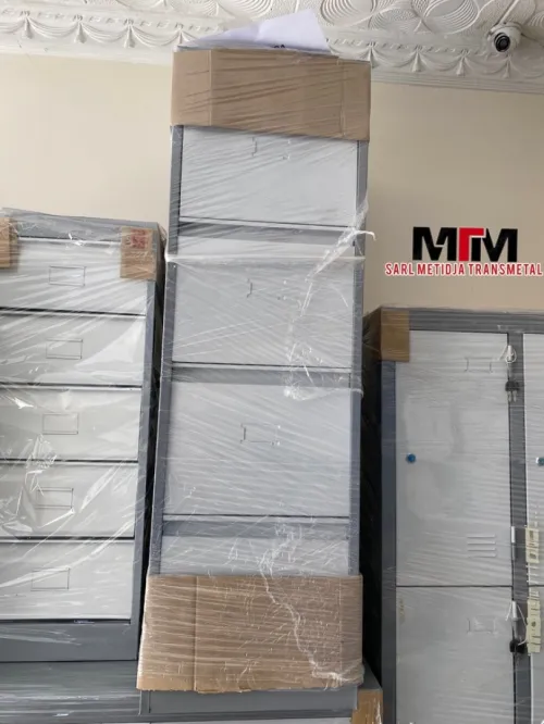 Fabrication armoire métallique et casiers vestiaire 