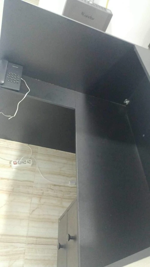 Fabrication Comptoirs de réception moderne sur mesure 