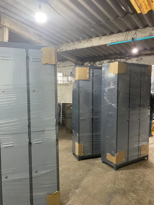 Fabrication armoire métallique et casiers vestiaire 
