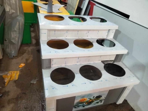 FABRICATION PRÉSENTOIR MÉTALLIQUE FIX/MOBILE SUR MUSURE