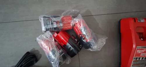 Milwaukee battery original 12v m12