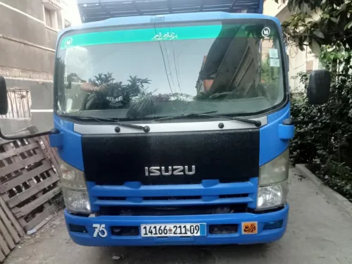 izuziu izuziu 2011