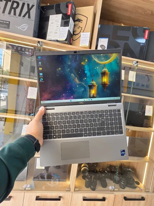 DEL LATITUDE 5540 i5 1345U
