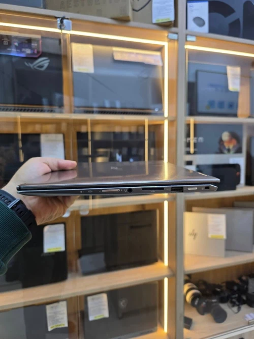 ACER SPIN 5  Pro x360   i7 8565U