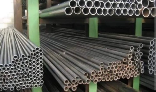 Tube en acier 