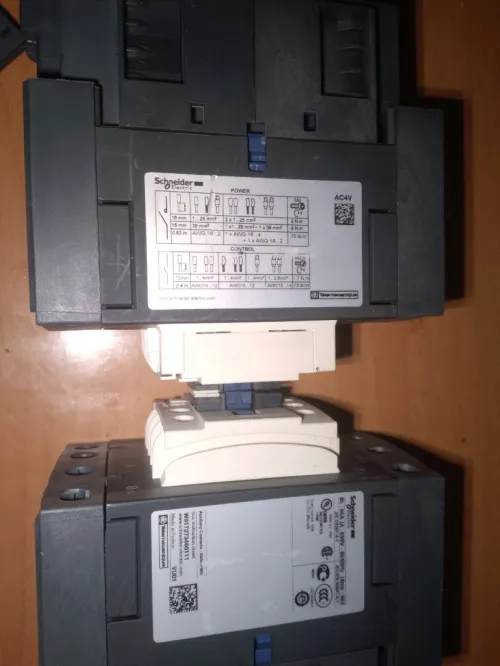 Contacteur Schneider 380v