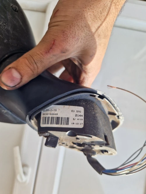 rétroviseur droite renault clio 4