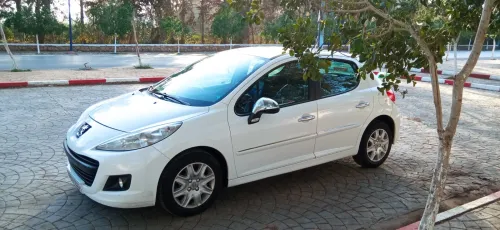 Peugeot 207 plus 2013 207 plus