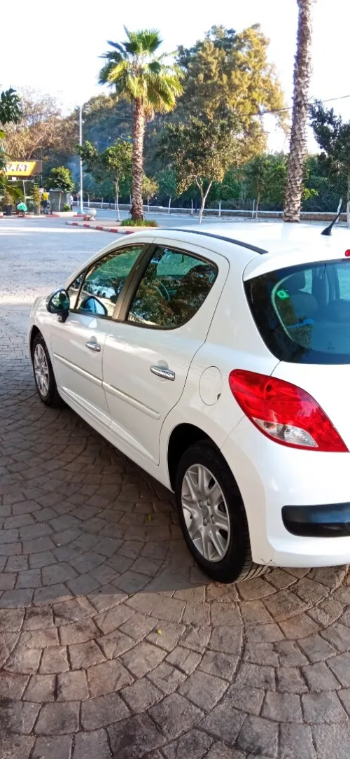 Peugeot 207 plus 2013 207 plus