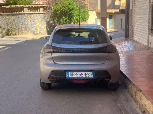 Peugeot 208 2023 Allure Pack