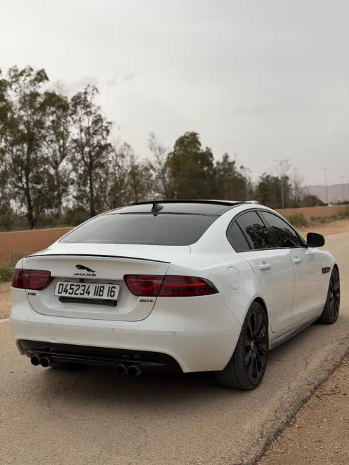 Jaguar Xe 2018 R sport