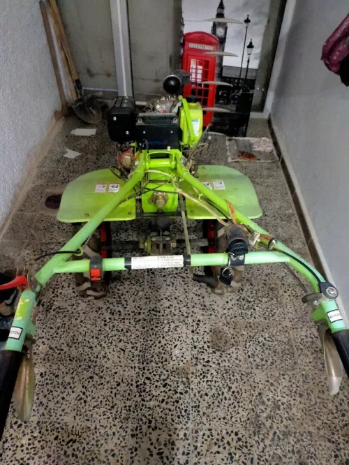 Mini tracteur motoculteur agricole