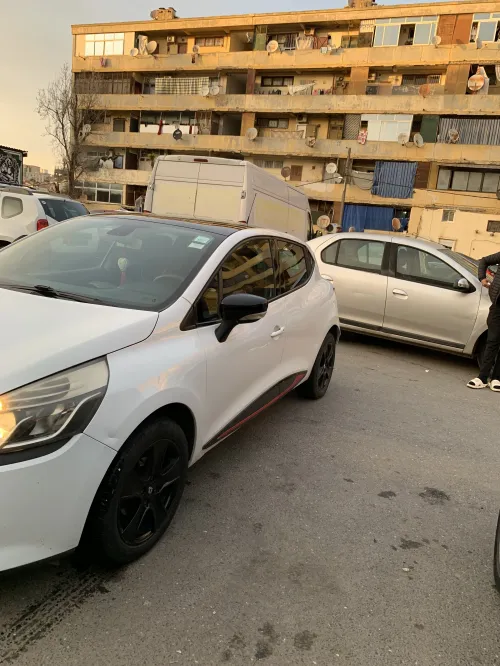 Renault Clio 4 2013 Exception