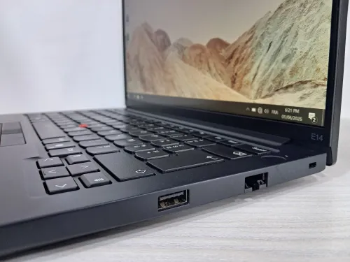 Lenovo Thinkpad E14 gen6 | Ryzen 5 7535U | 16Go DDR5 4800Mhz | 512Gb Nvme | 14" Full HD