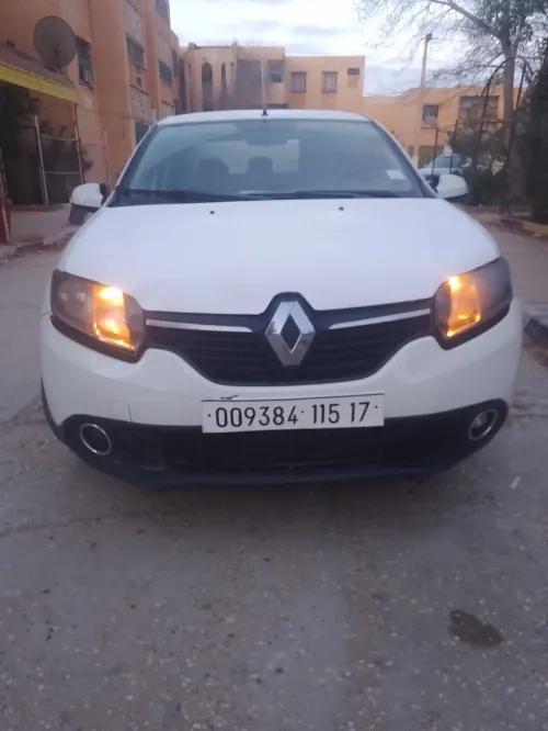 Renault سمبول 2015 لتوات